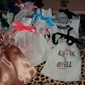 Bundle of 8 makeup bags